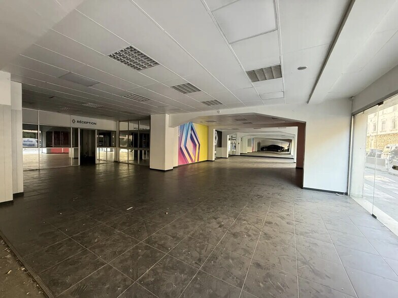Rue Edmond Rostand, Marseille à vendre - Photo de l’immeuble – Image 1 sur 5