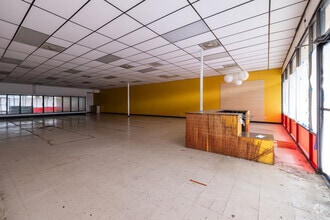 4051 Fm 1960 Rd W, Houston, TX à louer Photo intérieure– Image 2 sur 3