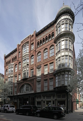 Plus de détails pour 385 Westminster St, Providence, RI - Logement à vendre