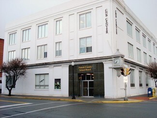 Plus de détails pour 202 N Washington Ave, Pulaski, VA - Bureau à vendre