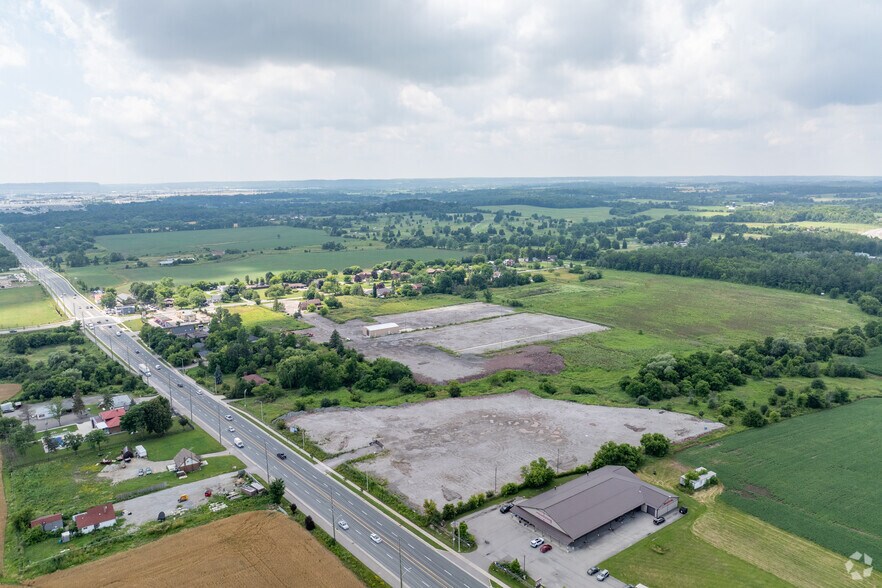 13265 Steeles Av, Halton Hills, ON à vendre - Photo de l’immeuble – Image 2 sur 21
