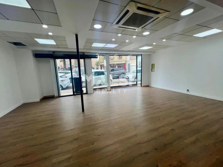 Local commercial dans Lyon à vendre - Photo intérieure – Image 3 sur 5