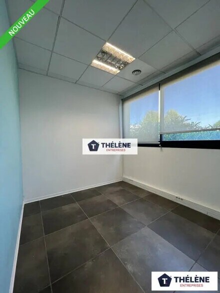 Bureau dans Montpellier à louer - Photo de l’immeuble – Image 3 sur 6