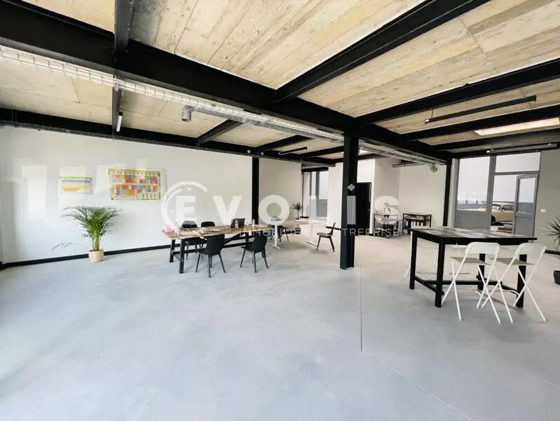 Bureau dans Vaux-le-Pénil à louer Photo intérieure– Image 1 sur 3