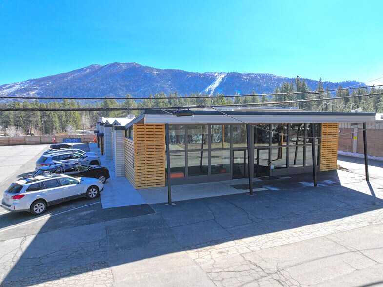 1029 Takela Dr, South Lake Tahoe, CA à louer - Photo principale – Image 1 sur 10