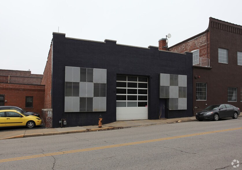 210 W 19th Ter, Kansas City, MO à louer - Photo de l’immeuble – Image 2 sur 31