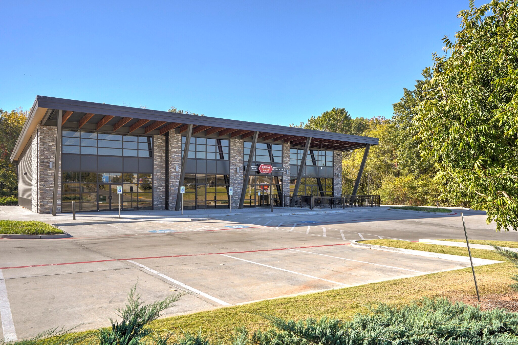 771 W Tucson St, Broken Arrow, OK à louer Photo de l’immeuble– Image 1 sur 7