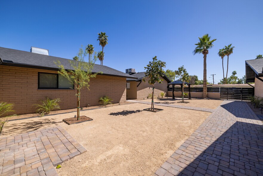 3230 N 66th Pl, Scottsdale, AZ à vendre - Photo de l’immeuble – Image 2 sur 20
