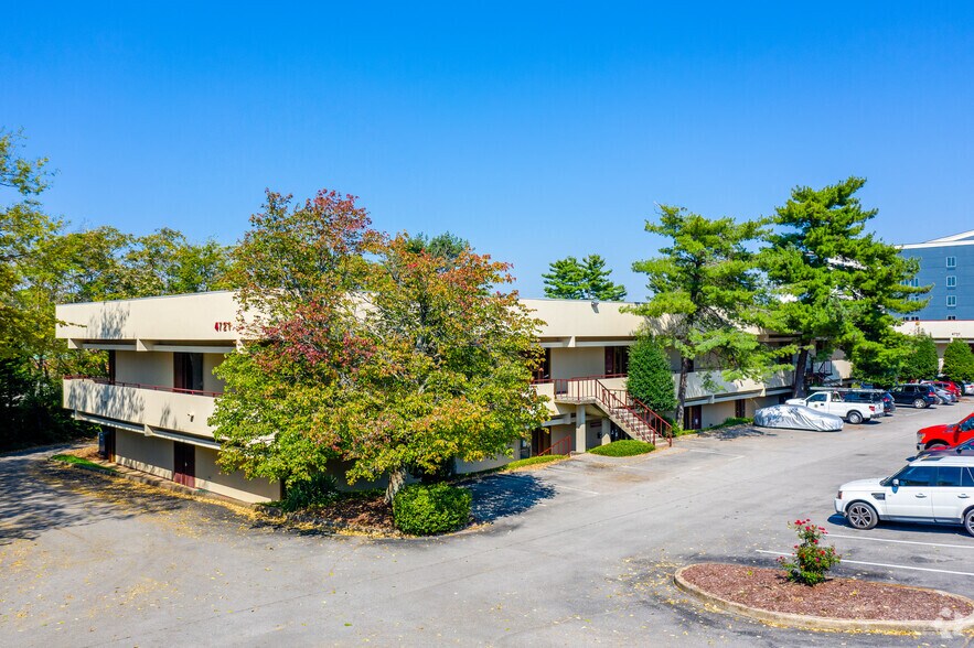4721 Trousdale Dr, Nashville, TN à louer - Photo de l’immeuble – Image 2 sur 8