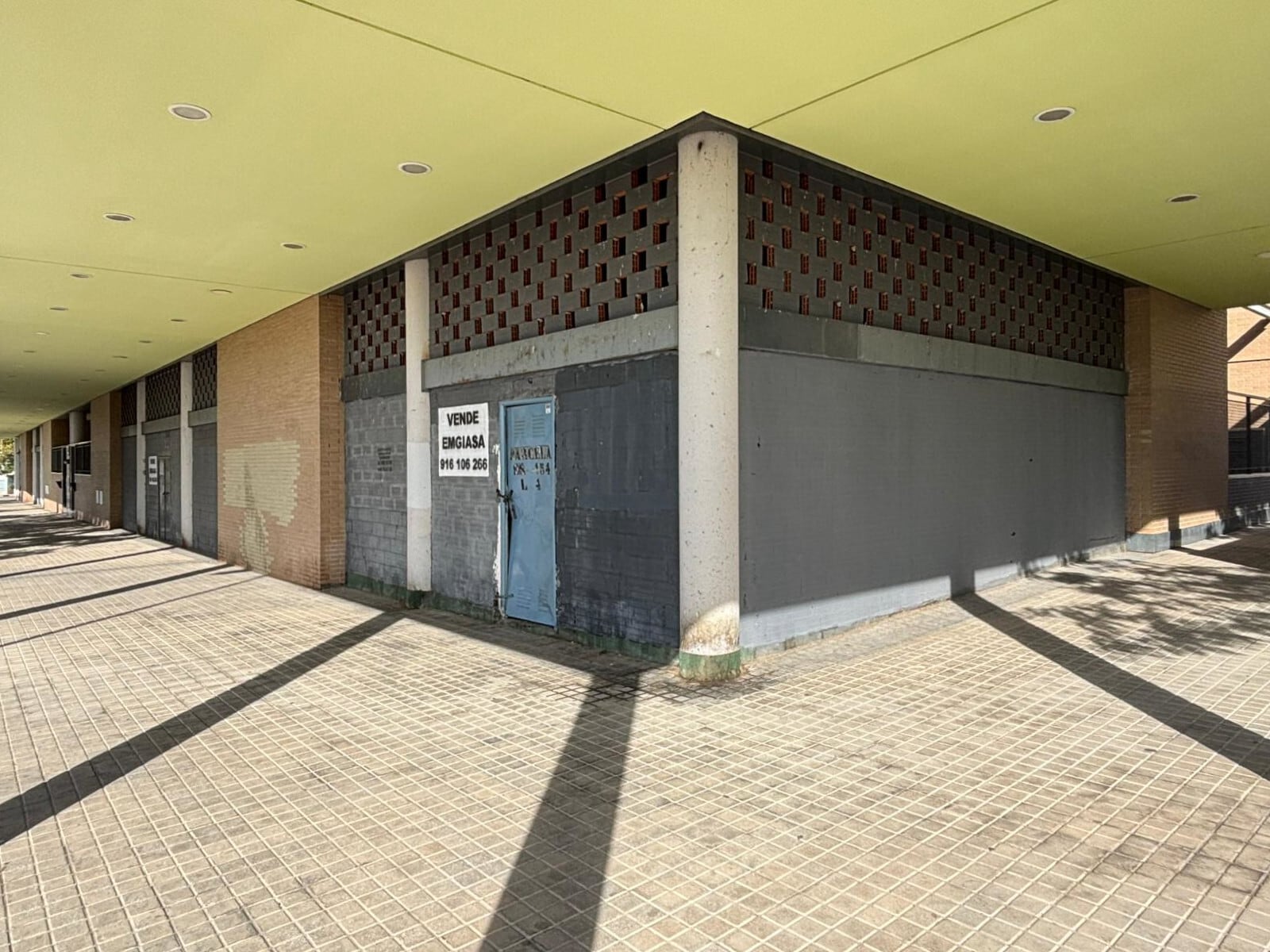 Local commercial dans Alcorcón, Madrid à louer Photo intérieure– Image 1 sur 9
