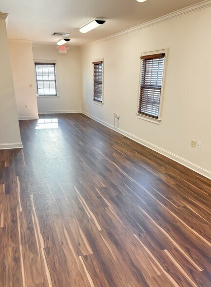 229 Magnolia St, Spartanburg, SC à louer - Photo intérieure – Image 3 sur 5