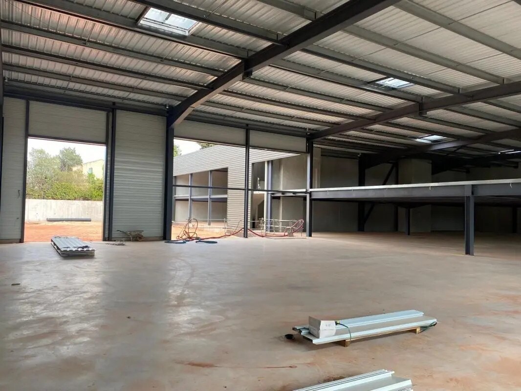 Local d'activités dans Ollioules à vendre Photo intérieure– Image 1 sur 6