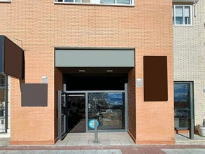 Local commercial dans Alcobendas, Madrid à louer Plan d’étage– Image 1 sur 2