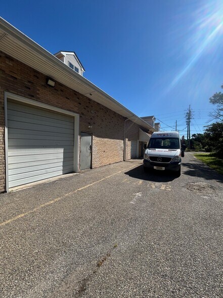24 Brick Blvd, Brick, NJ à vendre - Photo de l’immeuble – Image 3 sur 15