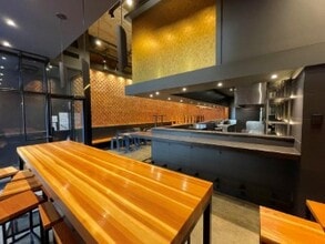 4060 Rue Sainte-Catherine O, Westmount, QC à louer Photo intérieure– Image 2 sur 4