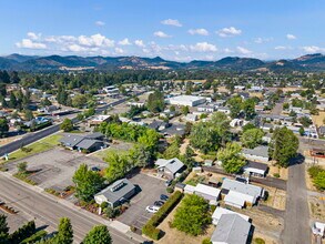 92 NW Glenhart Ave, Winston, OR - Vue aérienne  vue de carte - Image1