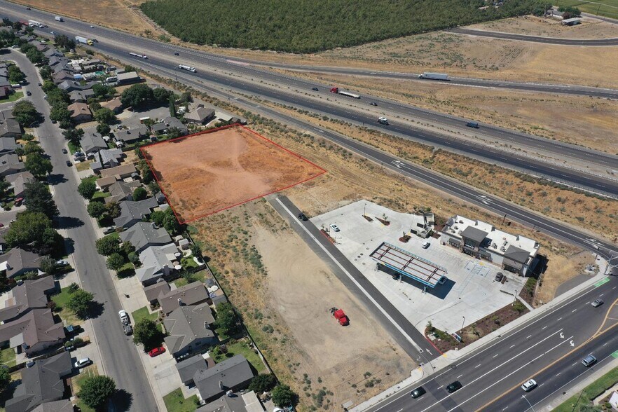 2450 Fulkerth Rd, Turlock, CA à vendre - Aérien – Image 3 sur 6