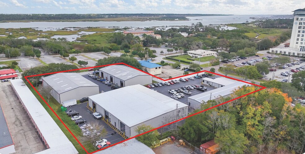 7 San Bartola Dr, Saint Augustine, FL à louer - Photo de l’immeuble – Image 1 sur 6