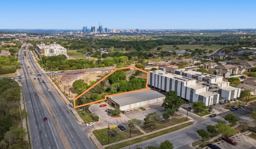 1806 Clubview Ave, Austin, TX à vendre - Photo de l’immeuble – Image 3 sur 6