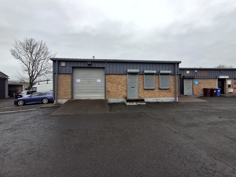 14 Dickson St, Dunfermline à louer - Photo de l’immeuble – Image 3 sur 12