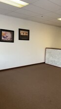 1543-1565 Hyde Park Rd, Essex, MD à louer - Vidéo sur l’annonce professionnelle 