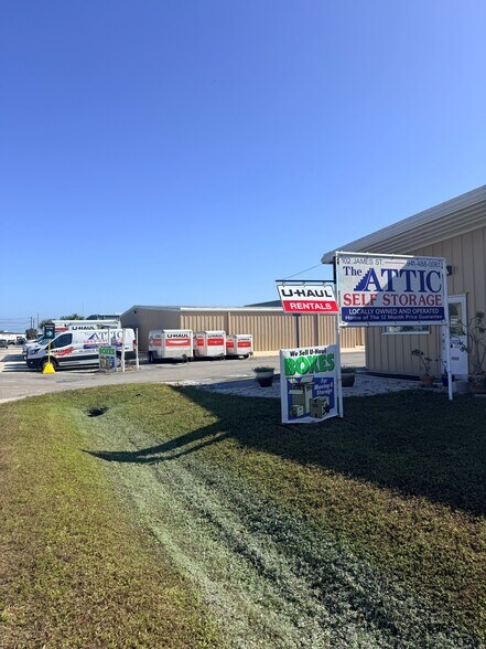 102 James St, Venice, FL à vendre - Photo de l’immeuble – Image 1 sur 16