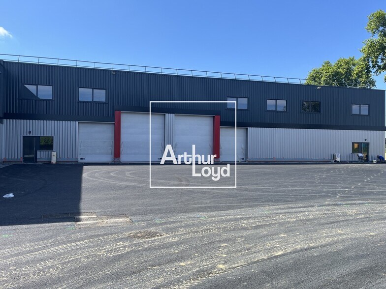 Industriel/Logistique dans Bruguières à louer - Photo de l’immeuble – Image 3 sur 13