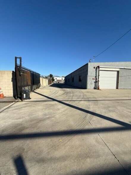 2200 Chico Ave, South El Monte, CA à louer - Photo de l’immeuble – Image 2 sur 8