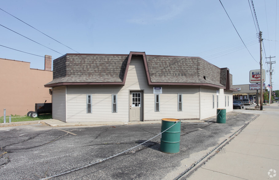 67 S Maple St, Grant, MI à vendre - Photo de l’immeuble – Image 2 sur 2