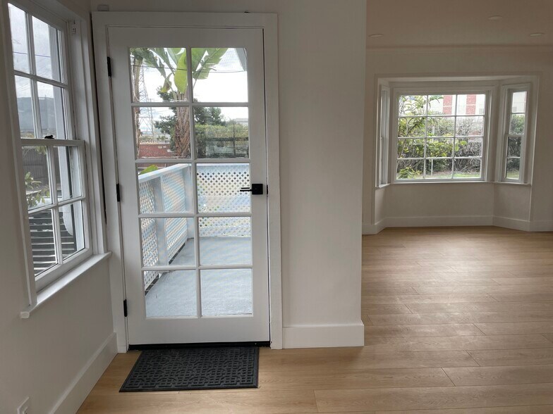 305 Indiana St, El Segundo, CA à louer - Photo de l’immeuble – Image 2 sur 7