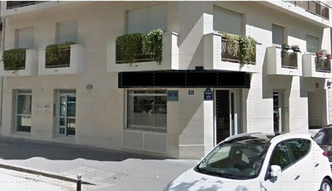 Plus de détails pour 11 Place De Breteuil, Paris - Local commercial à vendre