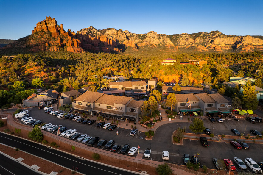 671 Highway 179, Sedona, AZ à louer - Photo de l’immeuble – Image 2 sur 14