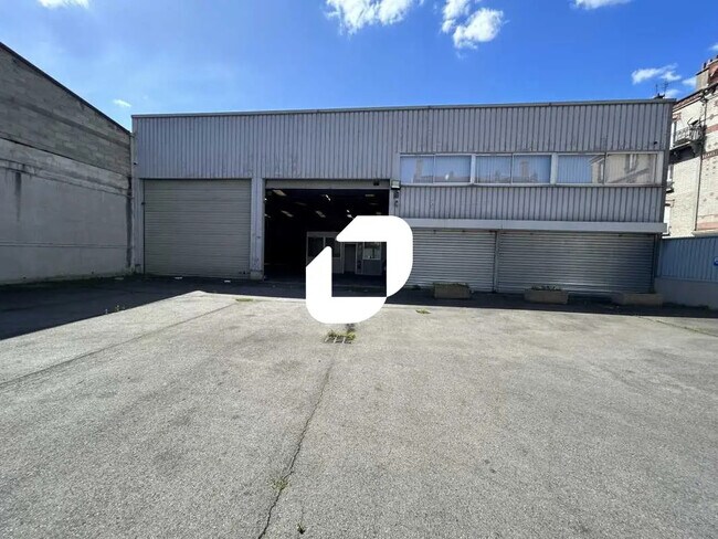 Plus de détails pour Bureau, Local d'activités à louer