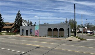 Plus de détails pour 1045-1047 E Grand River Ave, East Lansing, MI - Local commercial à louer