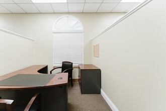 2120 N Dixie Hwy, Boca Raton, FL à louer Photo intérieure– Image 2 sur 14