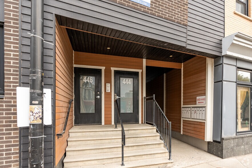 446 Rue Saint-Vallier O, Québec, QC à vendre - Photo de l’immeuble – Image 3 sur 3
