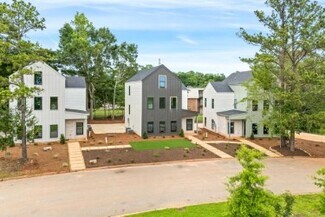 Plus de détails pour 580 Pride Ave, Auburn, AL - Spécialisé à vendre