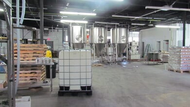 173 B Norfolk Ave, Boston, MA à louer Photo intérieure– Image 2 sur 10