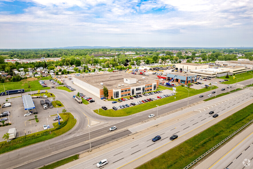 4150 Chomedey (A-13) Desste O, Laval, QC à louer - Aérien – Image 2 sur 4