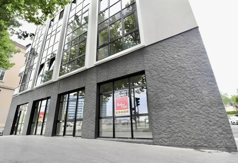 Local commercial dans Le Havre à louer Photo de l’immeuble– Image 1 sur 7