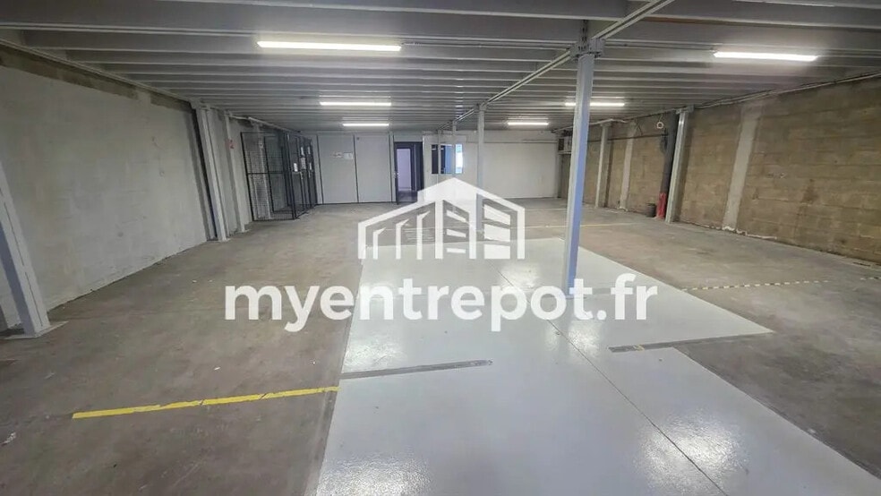 Local d'activités dans Marseille à vendre - Photo intérieure – Image 2 sur 9