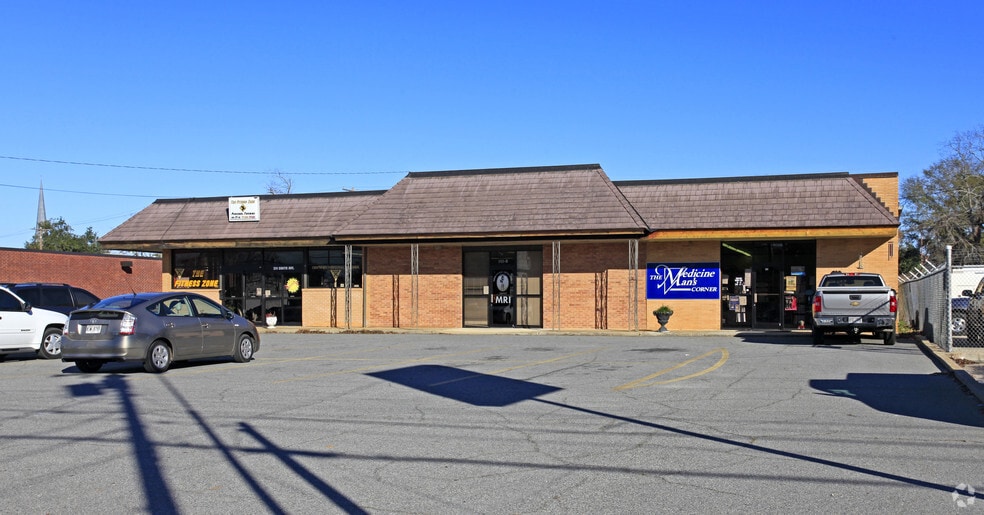311 Smith Ave, Thomasville, GA à vendre - Photo principale – Image 1 sur 16