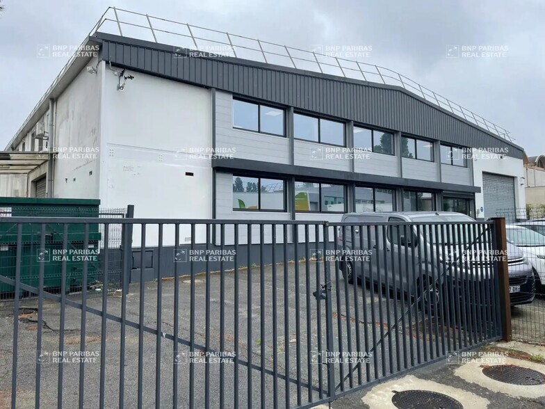 Local d’activités dans Morangis à louer - Photo de l’immeuble – Image 3 sur 10