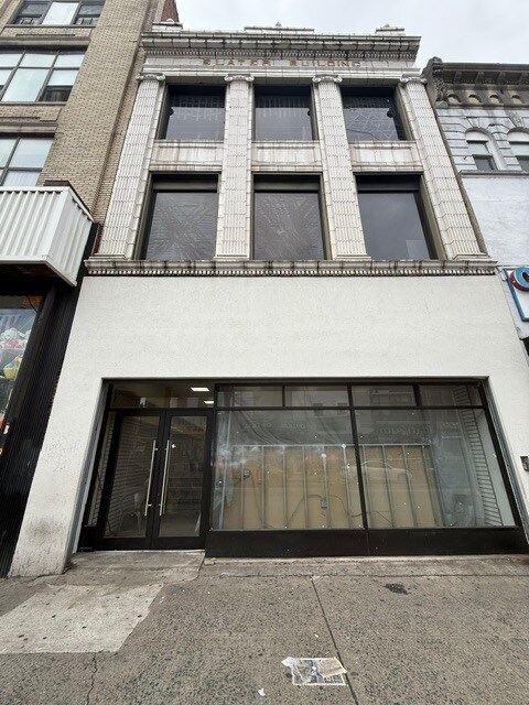 142-144 Main St, Paterson, NJ à vendre Photo de l’immeuble– Image 1 sur 7