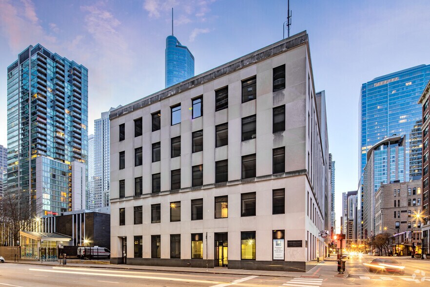 515 N Dearborn St, Chicago, IL à vendre - Photo de l’immeuble – Image 1 sur 14