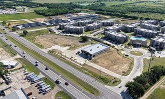 Plus de détails pour 4009 N Main St, Cleburne, TX - Local commercial à louer
