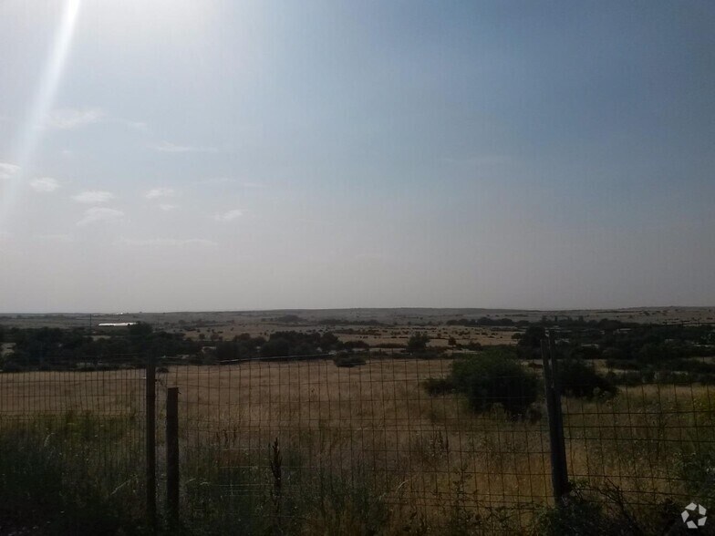 Terrain dans Torrecaballeros, Segovia à vendre - Photo de l’immeuble – Image 2 sur 2