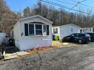 Plus de détails pour 5740 NY-13, Chittenango, NY - Logement à vendre