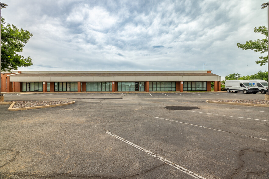 1422 E 71st St, Tulsa, OK à louer - Photo de l’immeuble – Image 2 sur 6