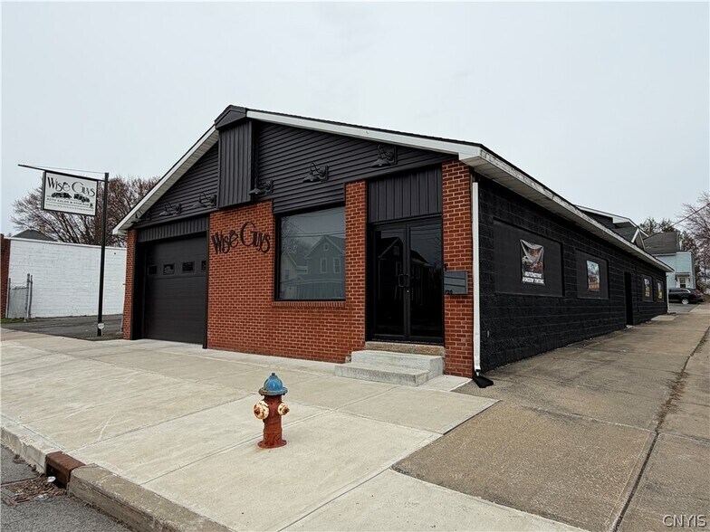720 W Dominick St, Rome, NY à vendre - Photo de l’immeuble – Image 2 sur 17